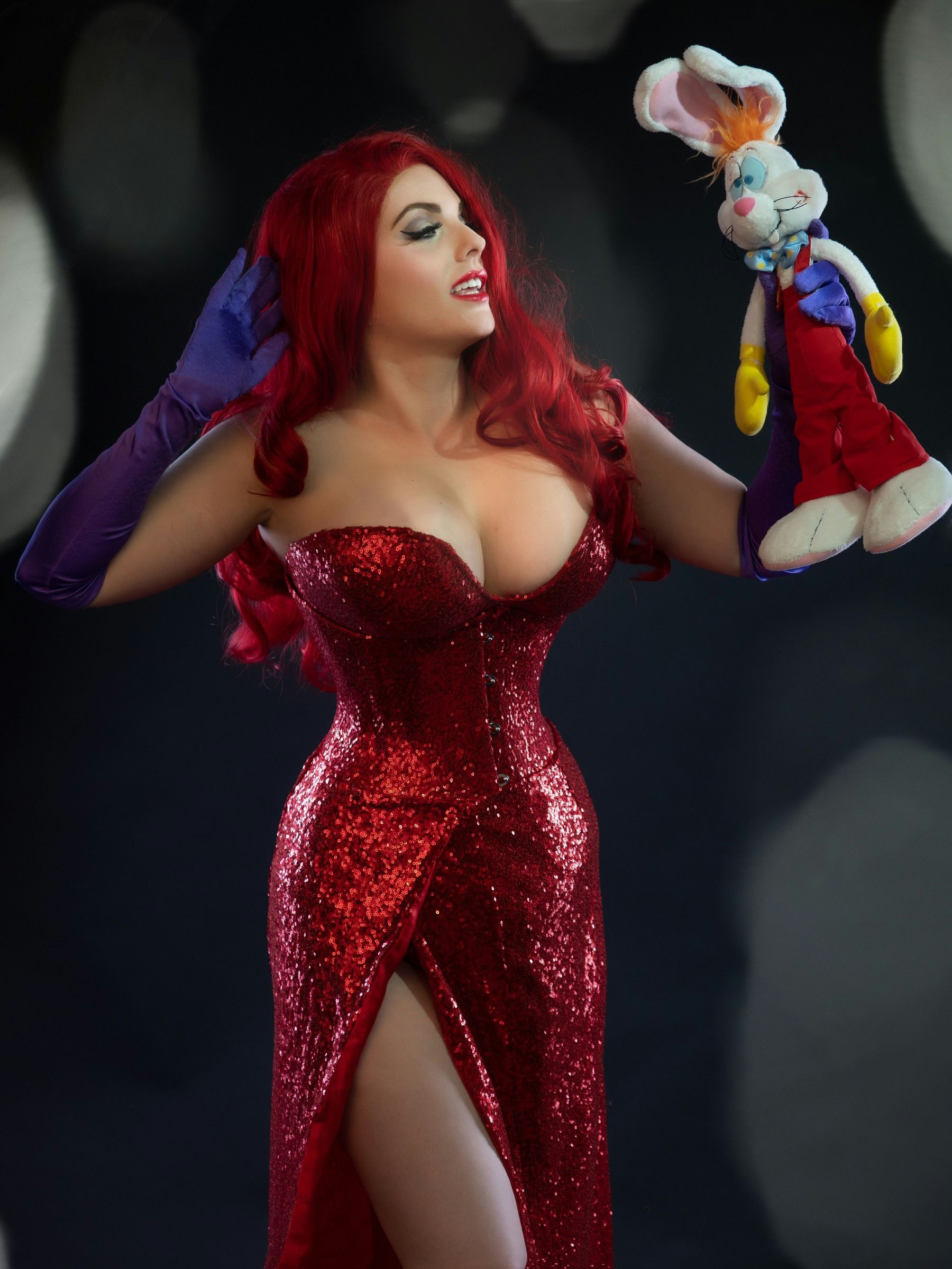 Jessica Rabbit act performing with roger rabbit toy character