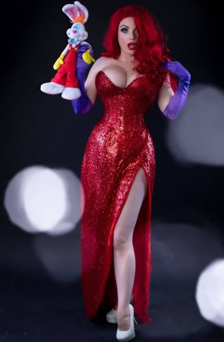 jessica rabbit holding roger rabbit 